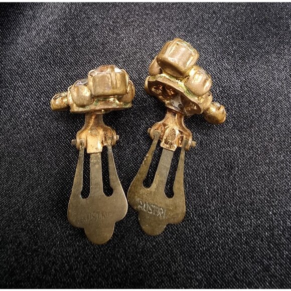 Vintage 1960s Austria Signed Aurora Borealis Rhinestone Clip-On Earrings - Picture 4 of 4